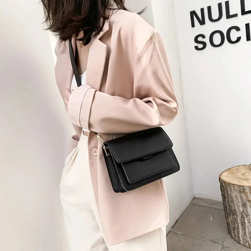 Isabelle | Luxury Designer Handbag - Lumina Vancouver