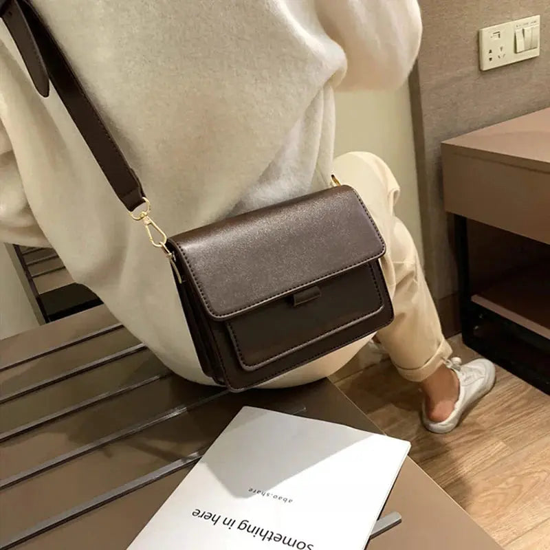 Isabelle | Luxury Designer Handbag - Lumina Vancouver