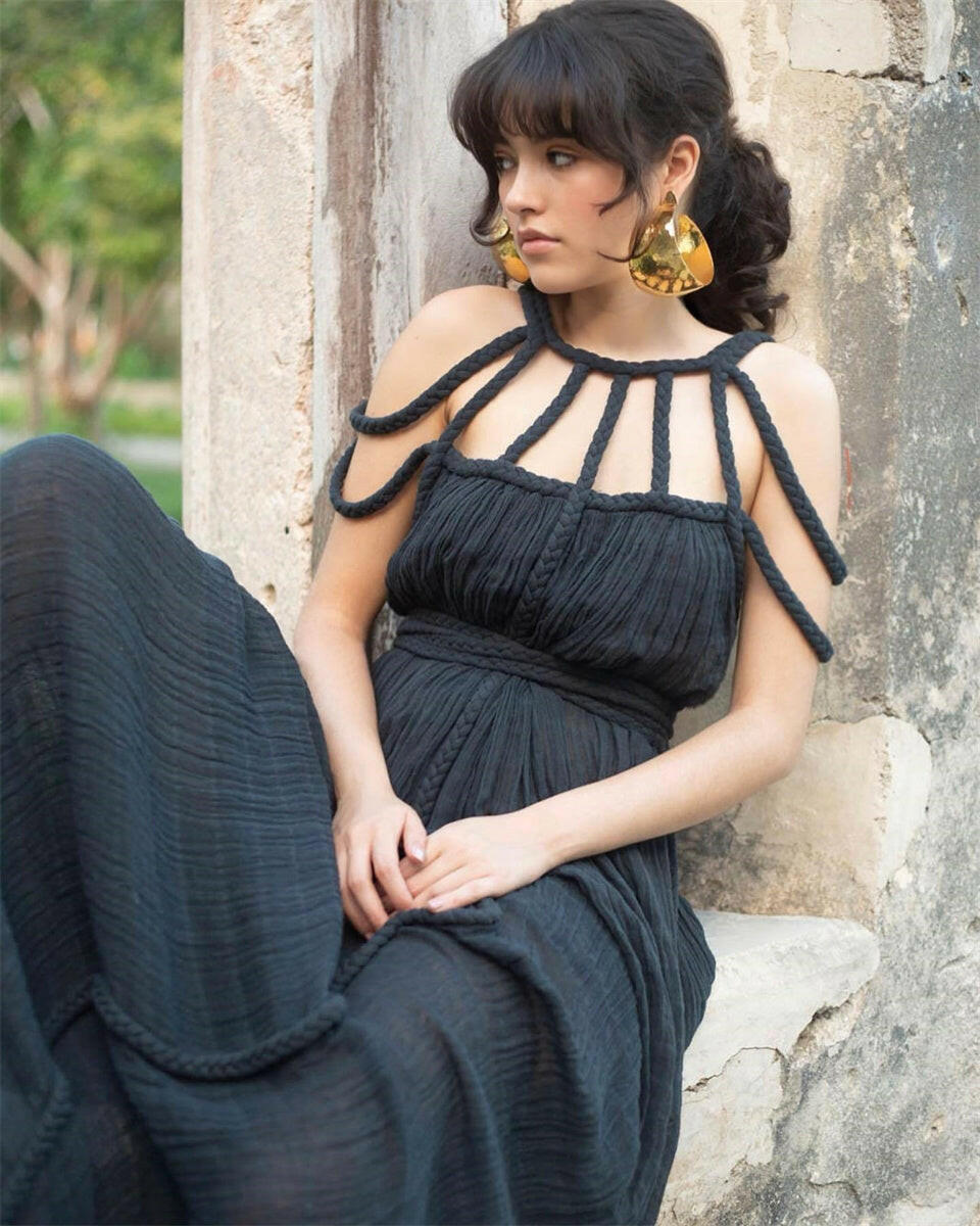 Zeeva™ - Elegant Stylish Dress.