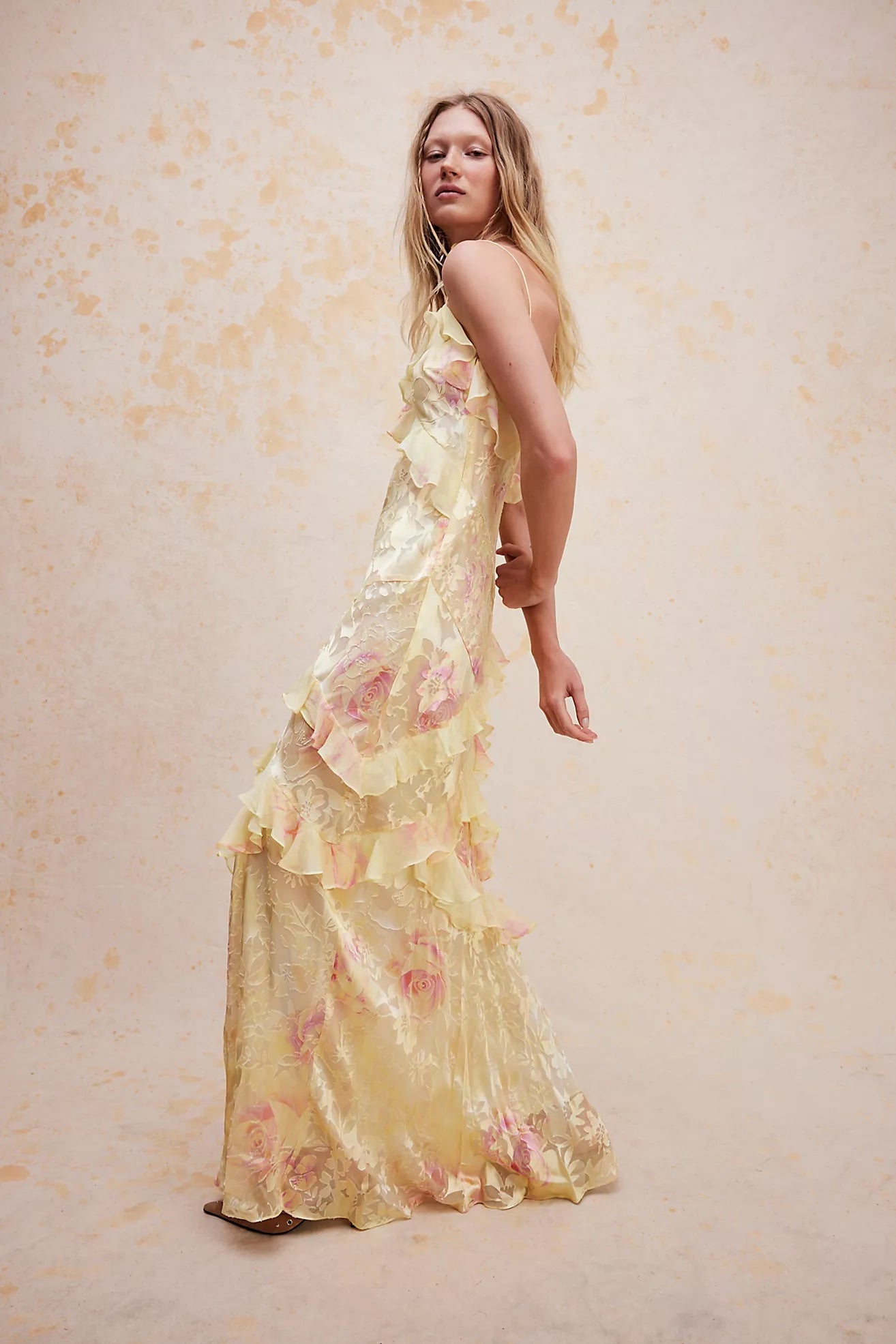 Amanda - Lightweight Sleeveless Maxi Dress.
