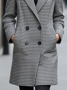 Elena | Double-Breasted Checked Wool Coat - Lumina Vancouver - Lumina Vancouver