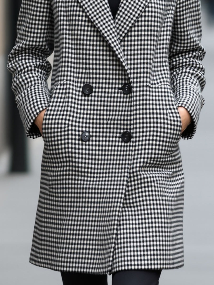 Elena | Double-Breasted Checked Wool Coat - Lumina Vancouver - Lumina Vancouver