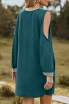 Women's Casual Dress - Loose Fit - V-Neck Lace Trim - Long Sleeve with Pockets by Lumina Vancouver