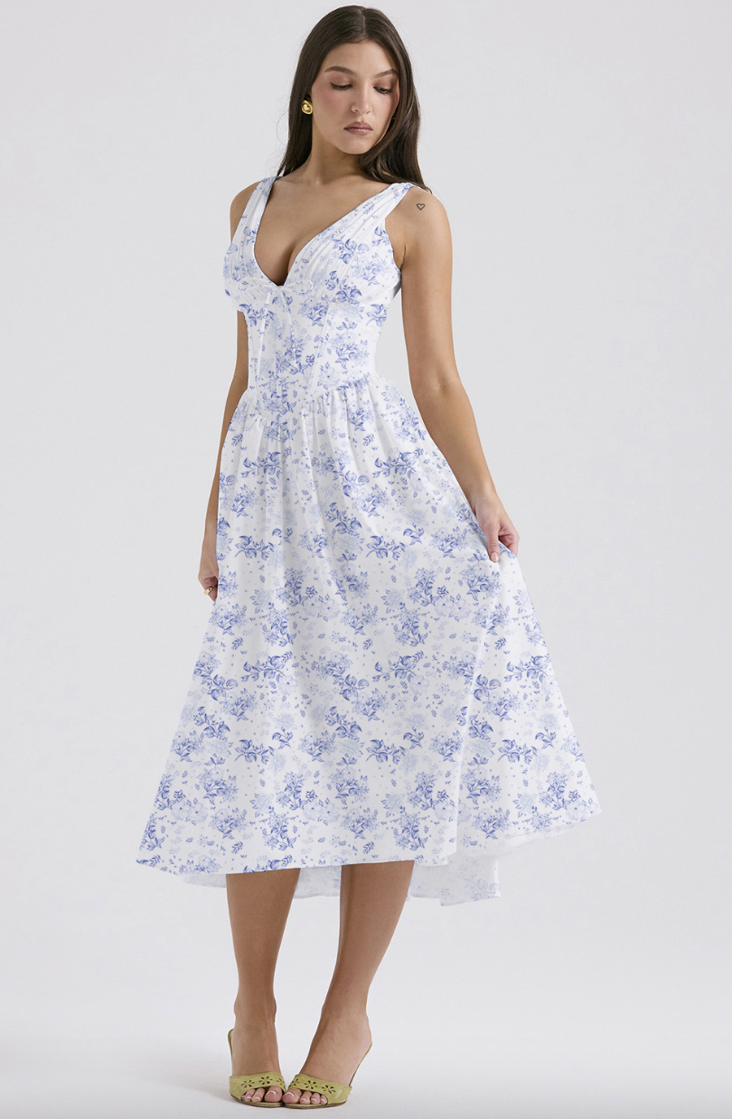 Women's Evening Dress - Sleeveless V-Neck - Fitted Bodice - Flowing Elegant Silhouette by Lumina Vancouver