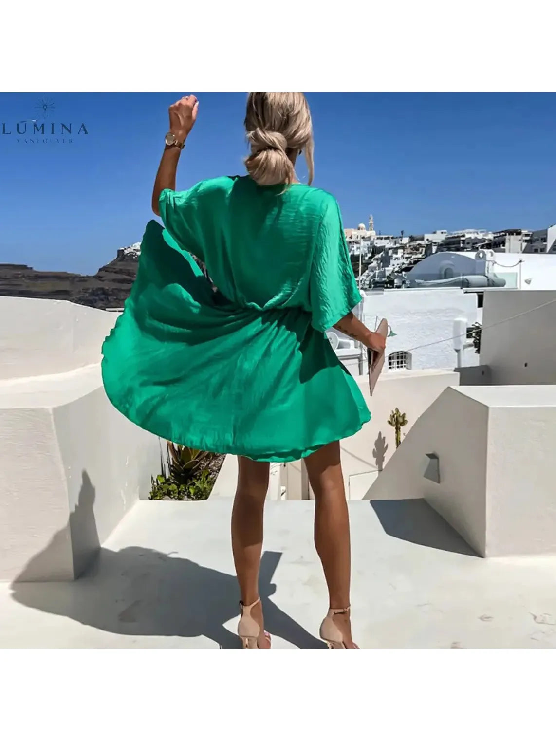 Kiana - Chic Flowy Mini Dress